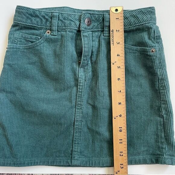 M 7/8 girls Cat and Jack Teal- Blue/Green Corduroy Skirt - Picture 2 of 7